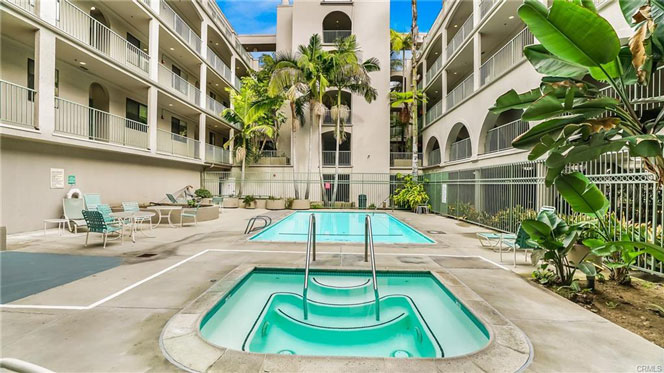 Emerald Villas Long Beach Condos